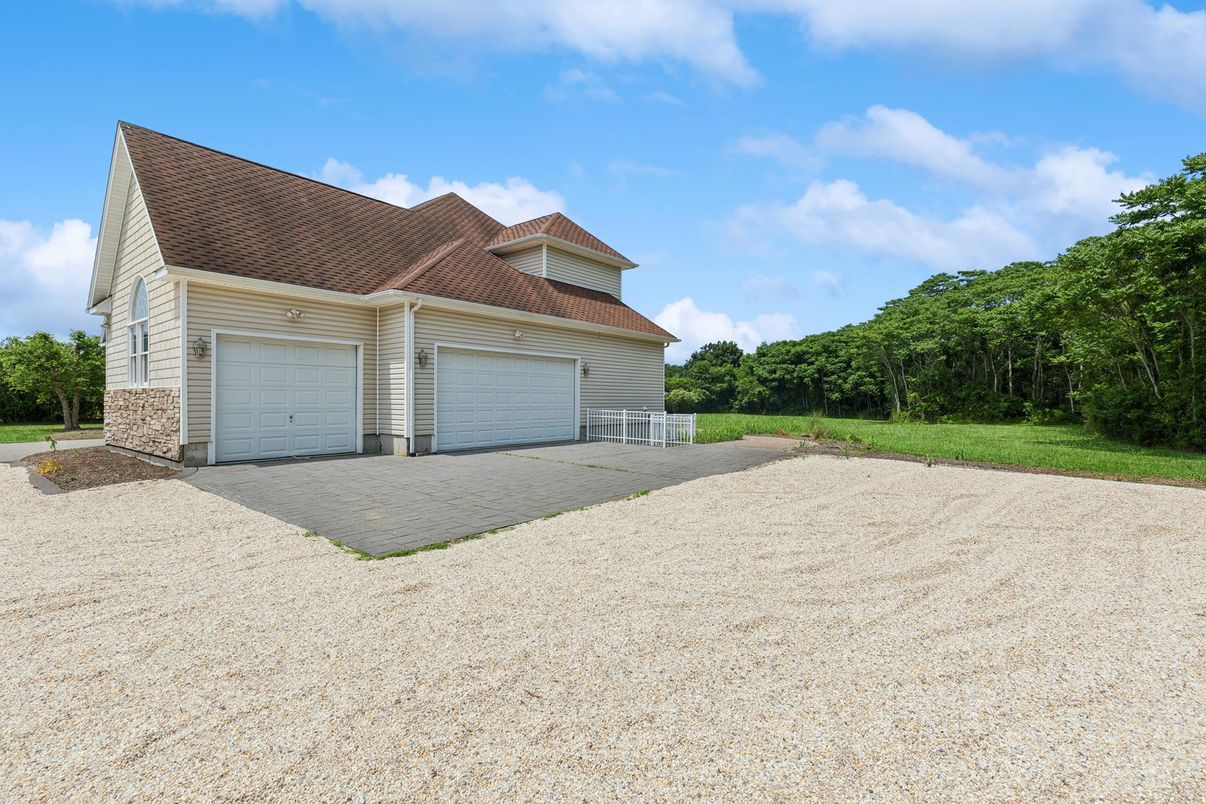 Backyard, Detached Garage, Exterior