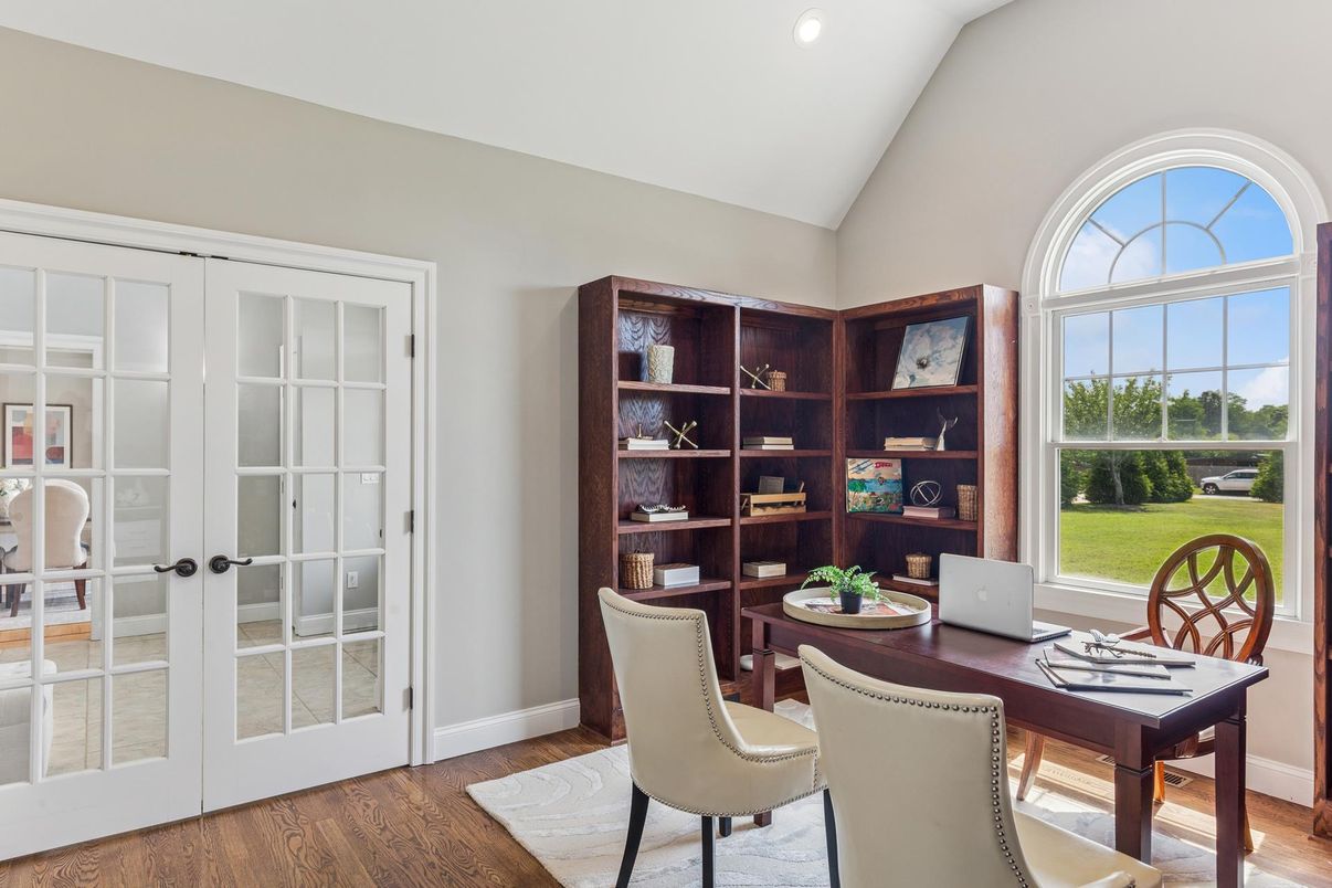 Home Office, Interior, Recessed Lighting, Wood Texture Flooring