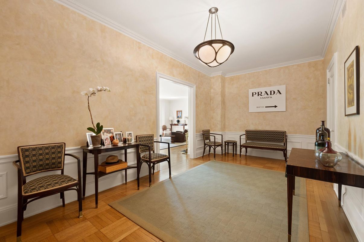 DE Listing image placeholder