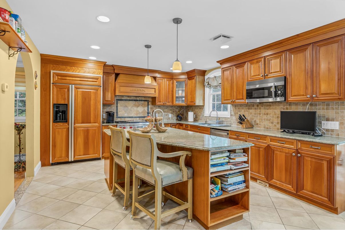 Interior, Kitchen, Pendant Lights, Recessed Lighting
