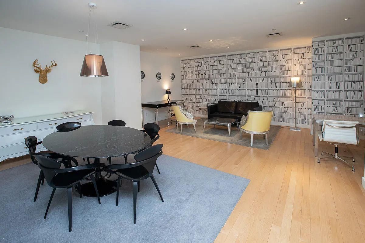Dining room, Interior, Pendant Lights, Recessed Lighting, Stone Walls, Wood Texture Flooring