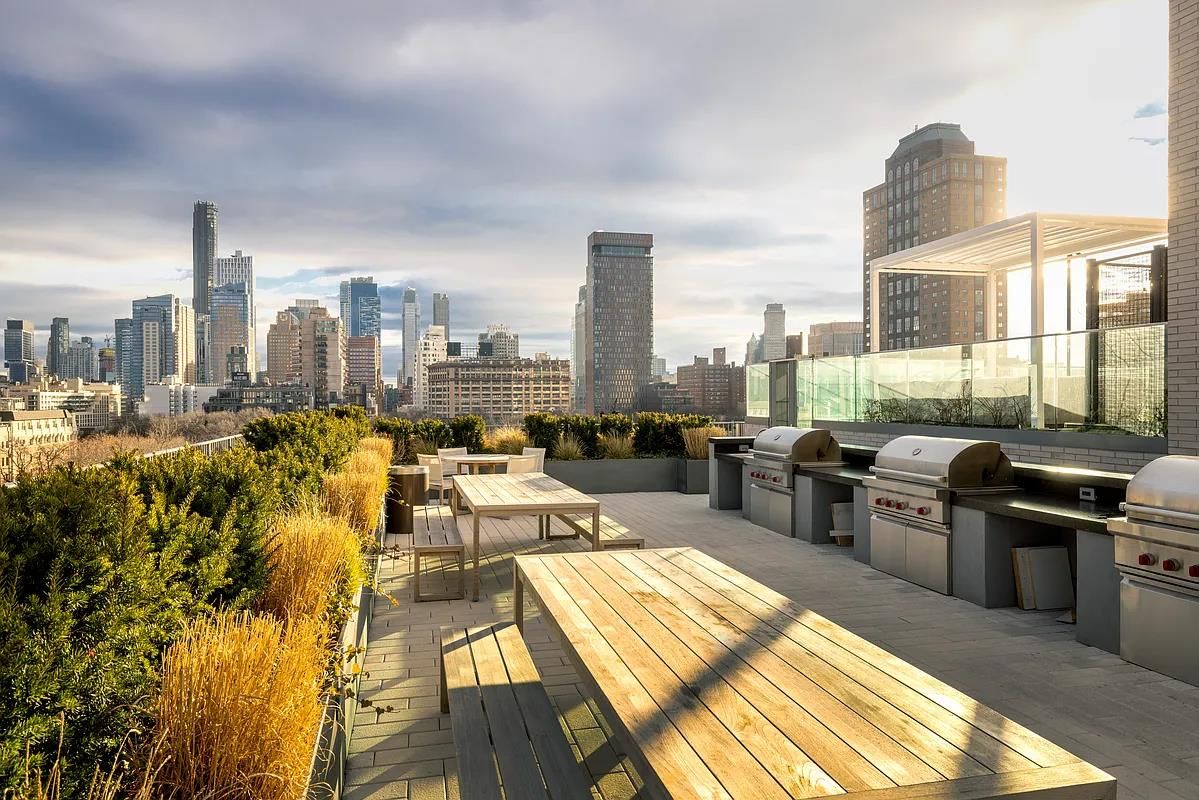 Exterior, Other, Skyline