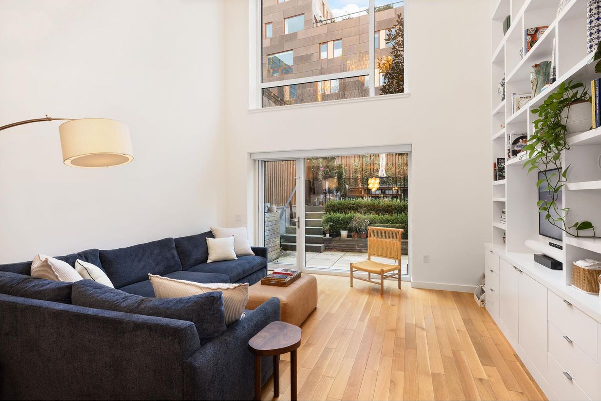 DE Listing image placeholder