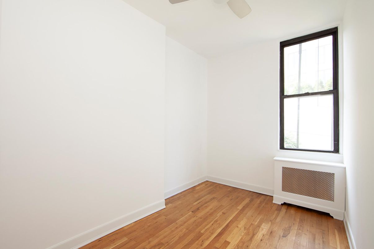 DE Listing image placeholder