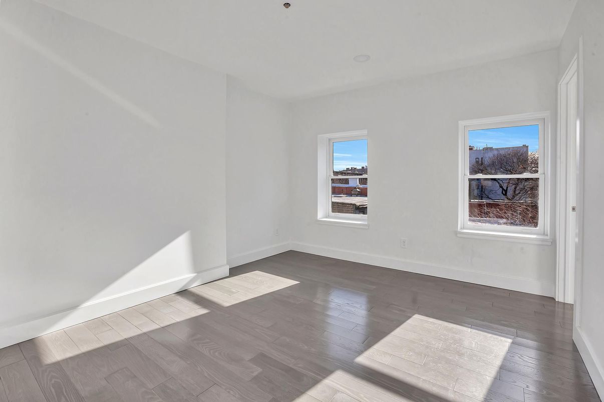 DE Listing image placeholder