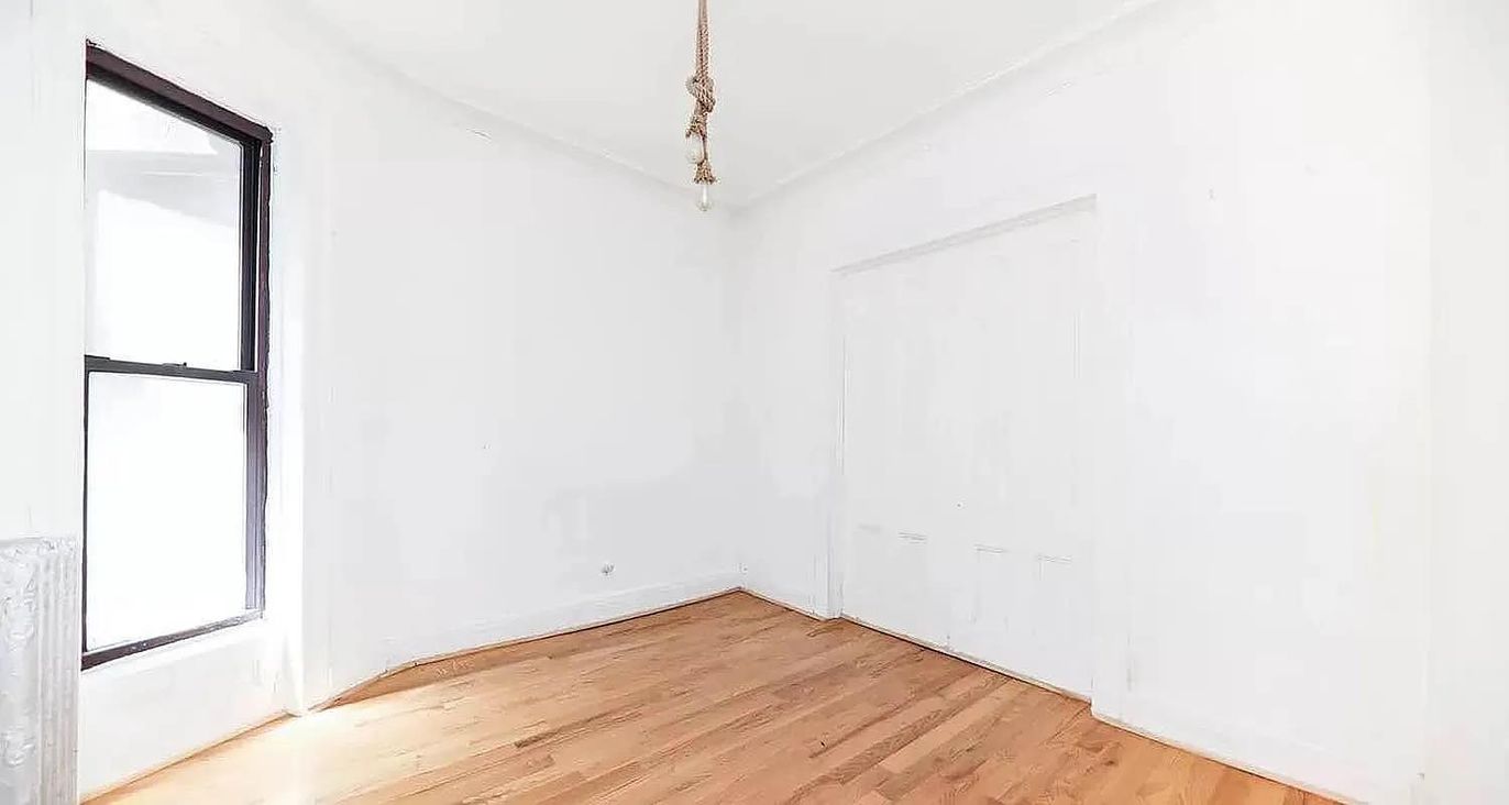 DE Listing image placeholder