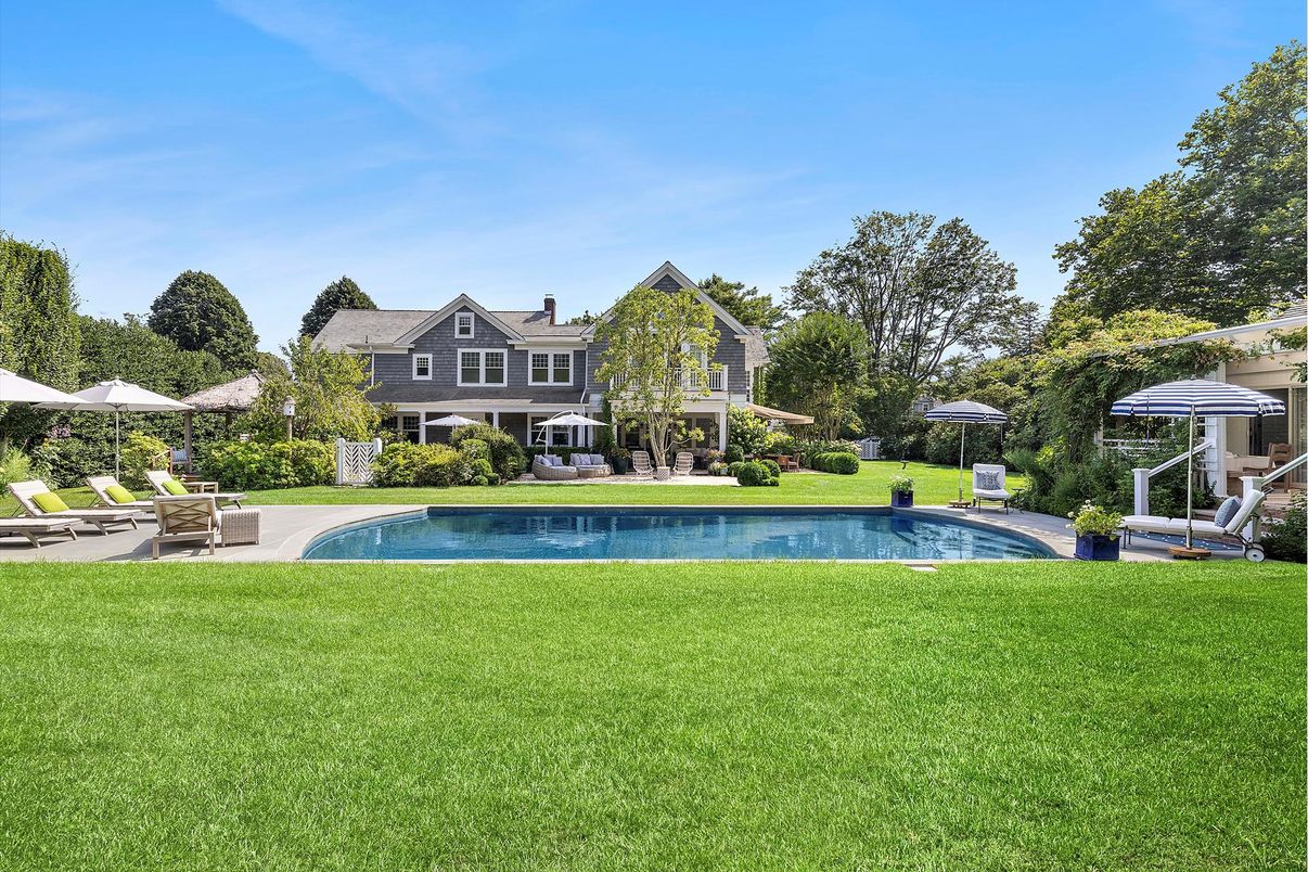 Backyard, Exterior, Pool