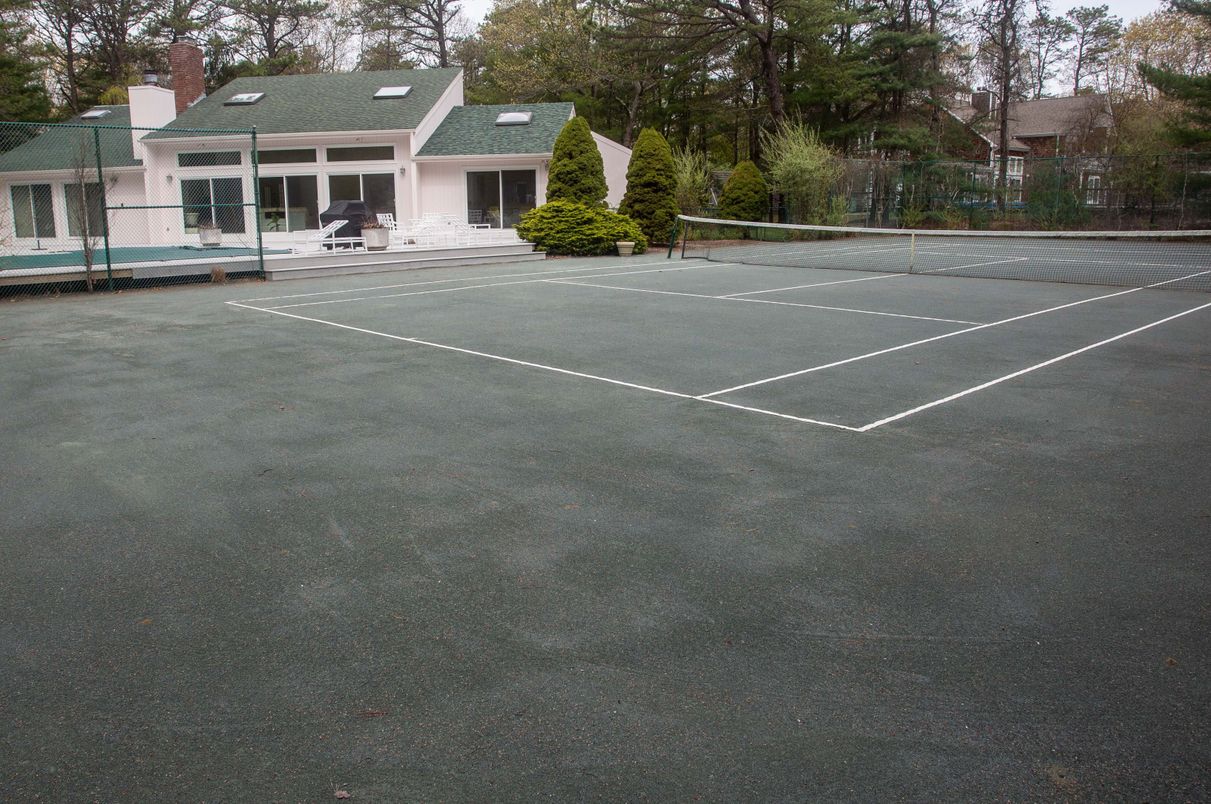 Exterior, Tennis Courts