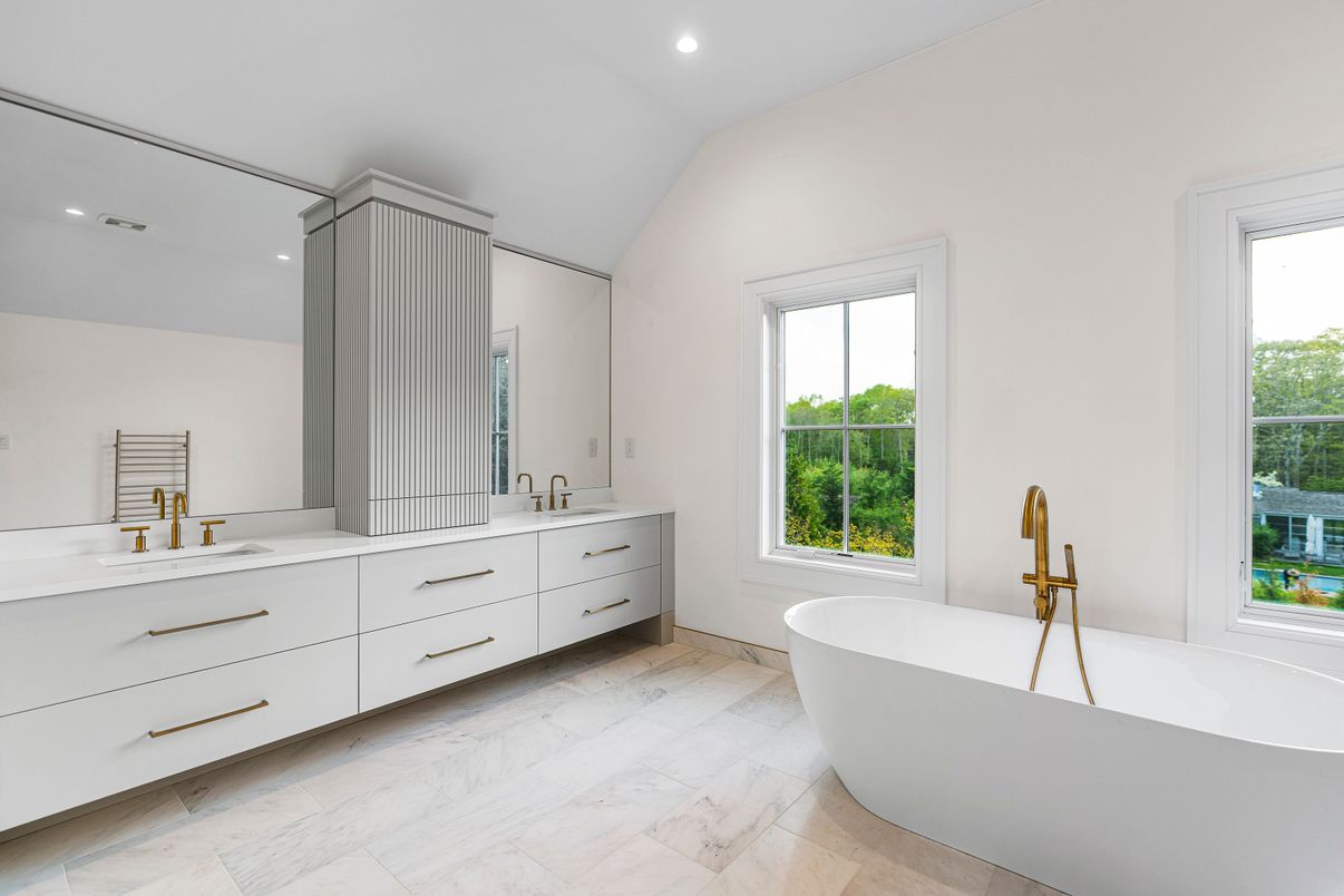 Bathroom, Dual Sink Vanities, Free Standing Baths, Interior, Marble, Recessed Lighting