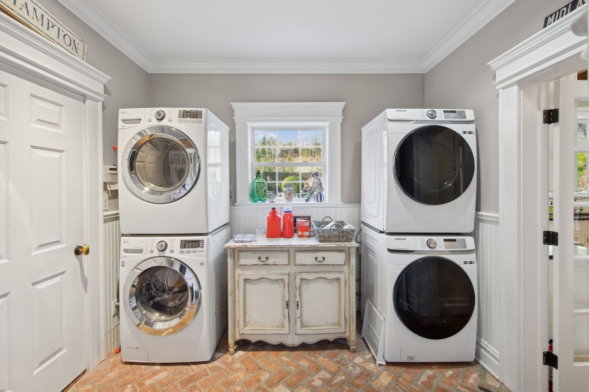 Interior, Utility Closets, Washer