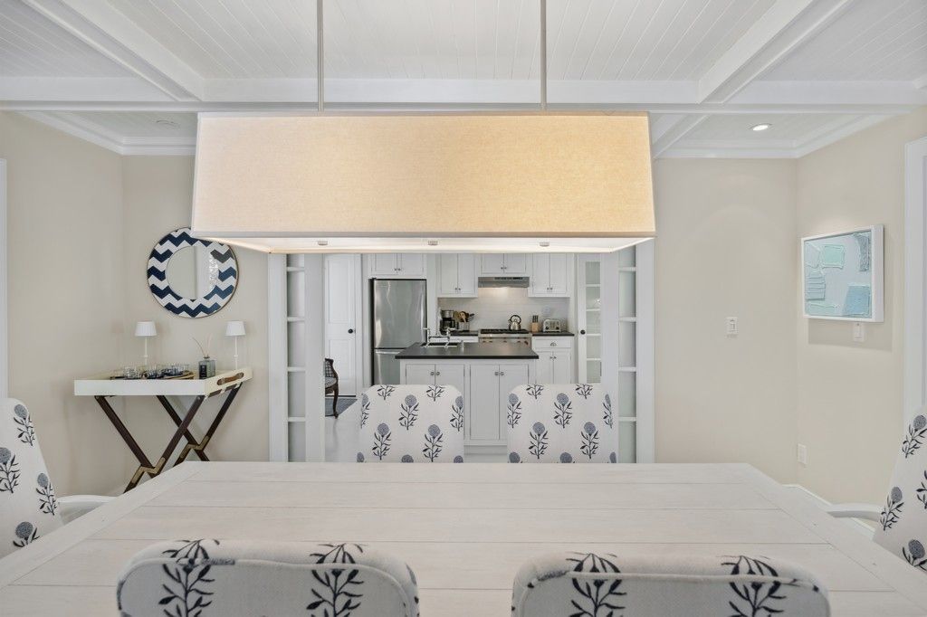 Dining room, Interior, Kitchen, Pendant Lights, Recessed Lighting, Stainless Steel Appliances