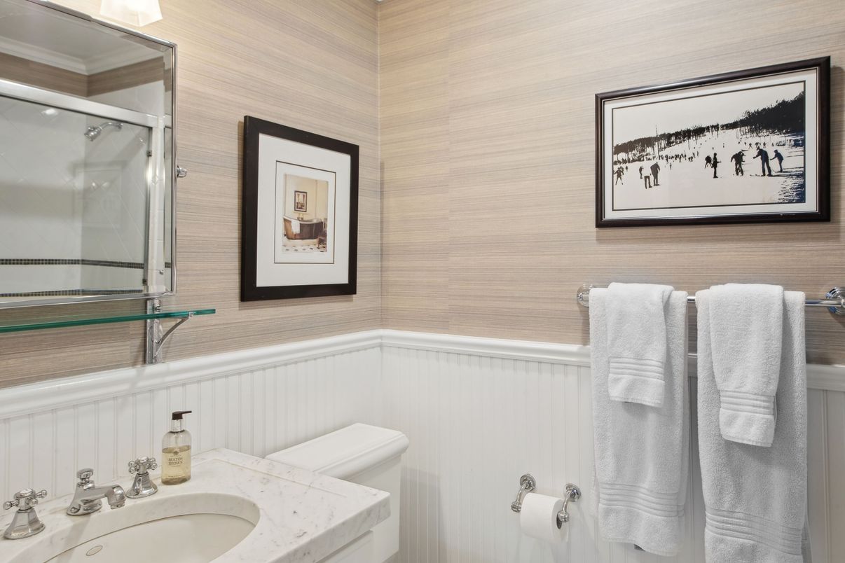 Bathroom, Interior