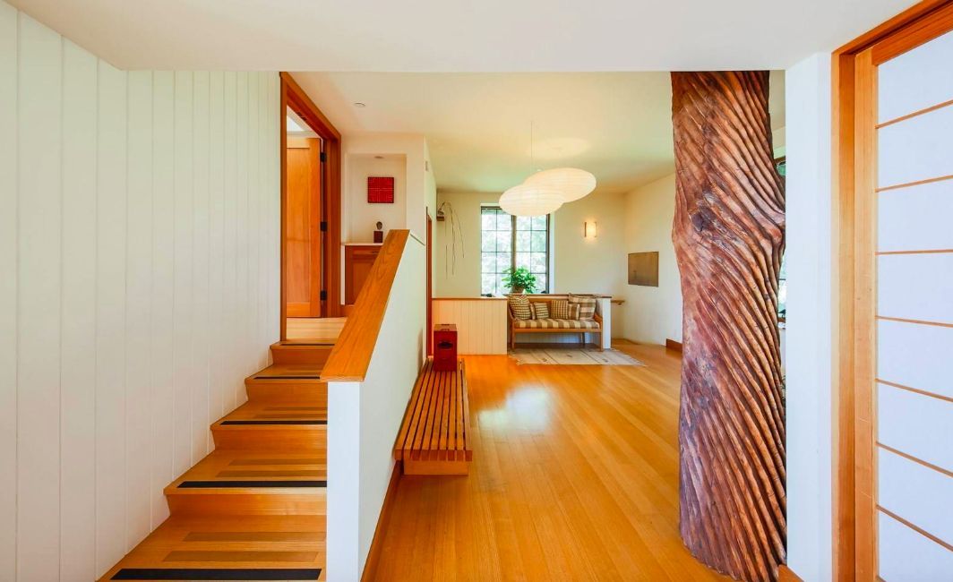 Interior, Pendant Lights, Wood Texture Flooring