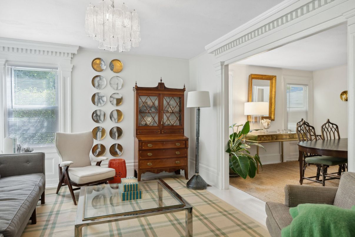 Chandelier, Dining room, Interior