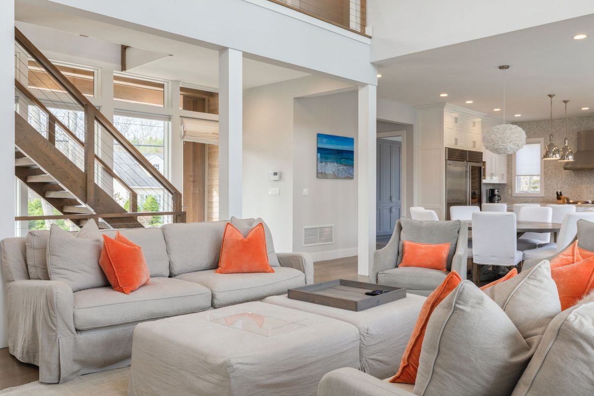 Dining room, Interior, Kitchen, Living room, Pendant Lights, Recessed Lighting, Stainless Steel Appliances