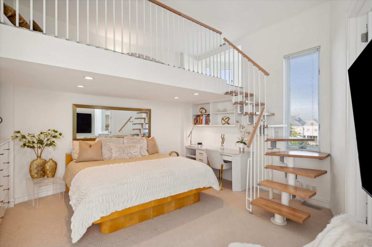 Bedroom, Interior, Recessed Lighting