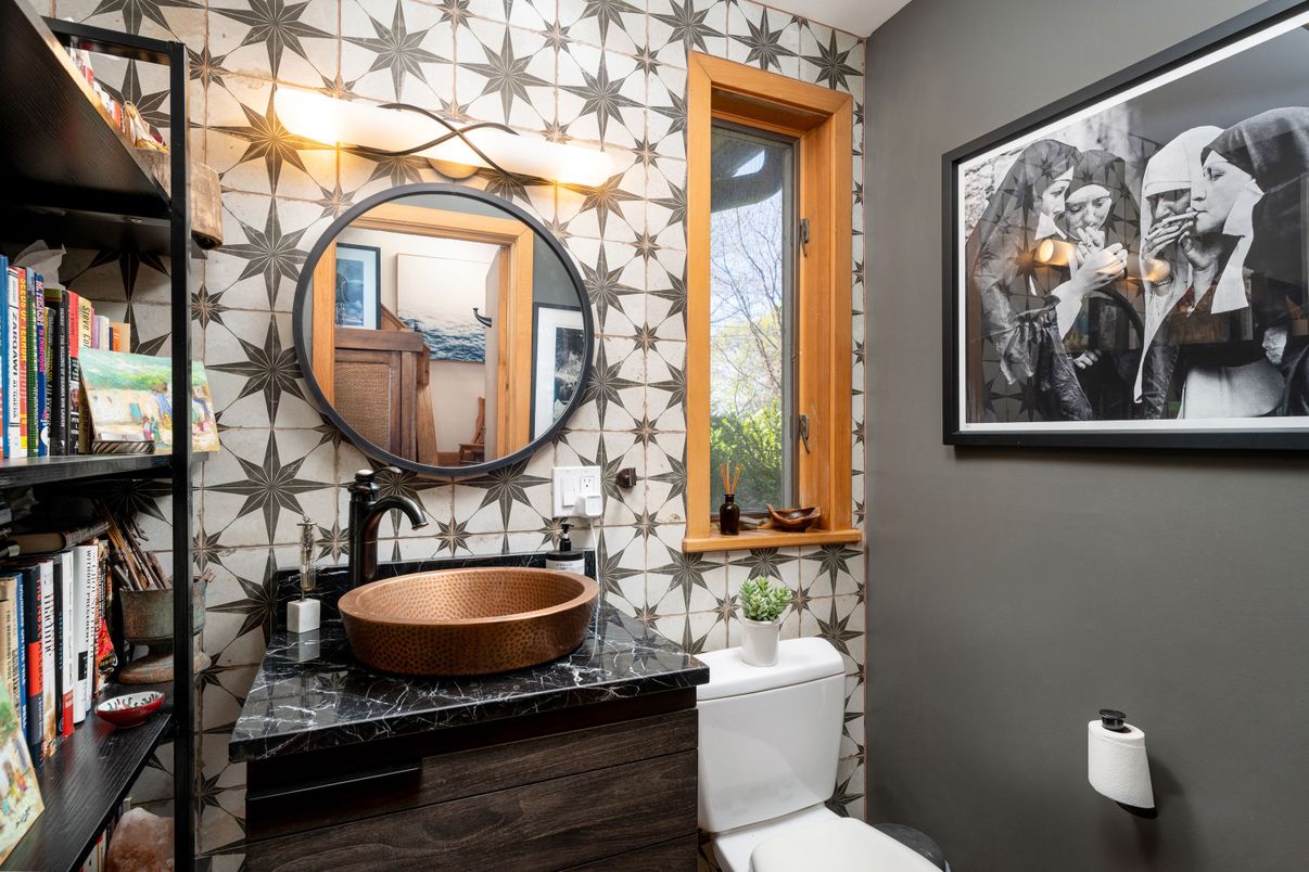 Bathroom, Interior