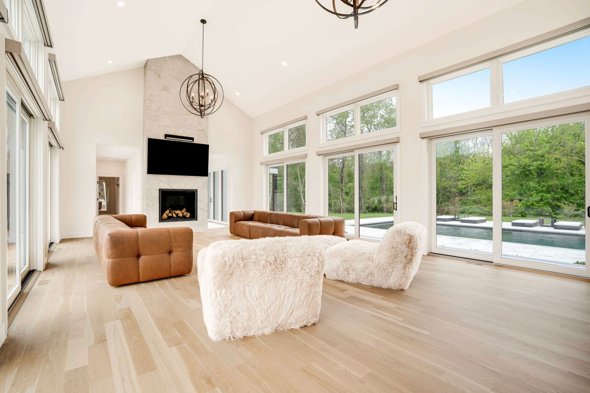 Fireplace, Interior, Living room, Pendant Lights, Recessed Lighting, Wood Texture Flooring