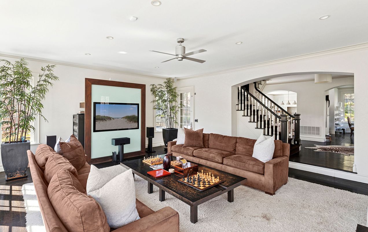 Interior, Living room, Recessed Lighting