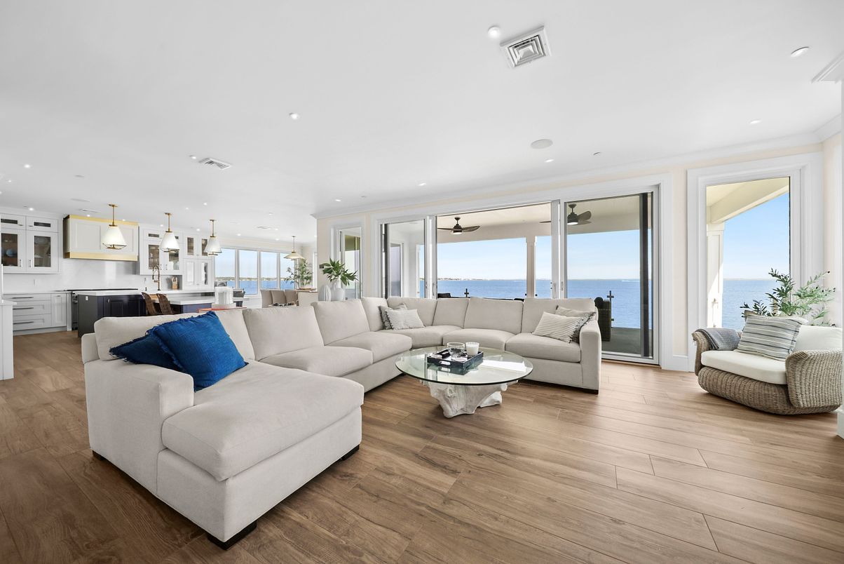 Interior, Kitchen, Living room, Pendant Lights, Recessed Lighting, Water, Wood Texture Flooring