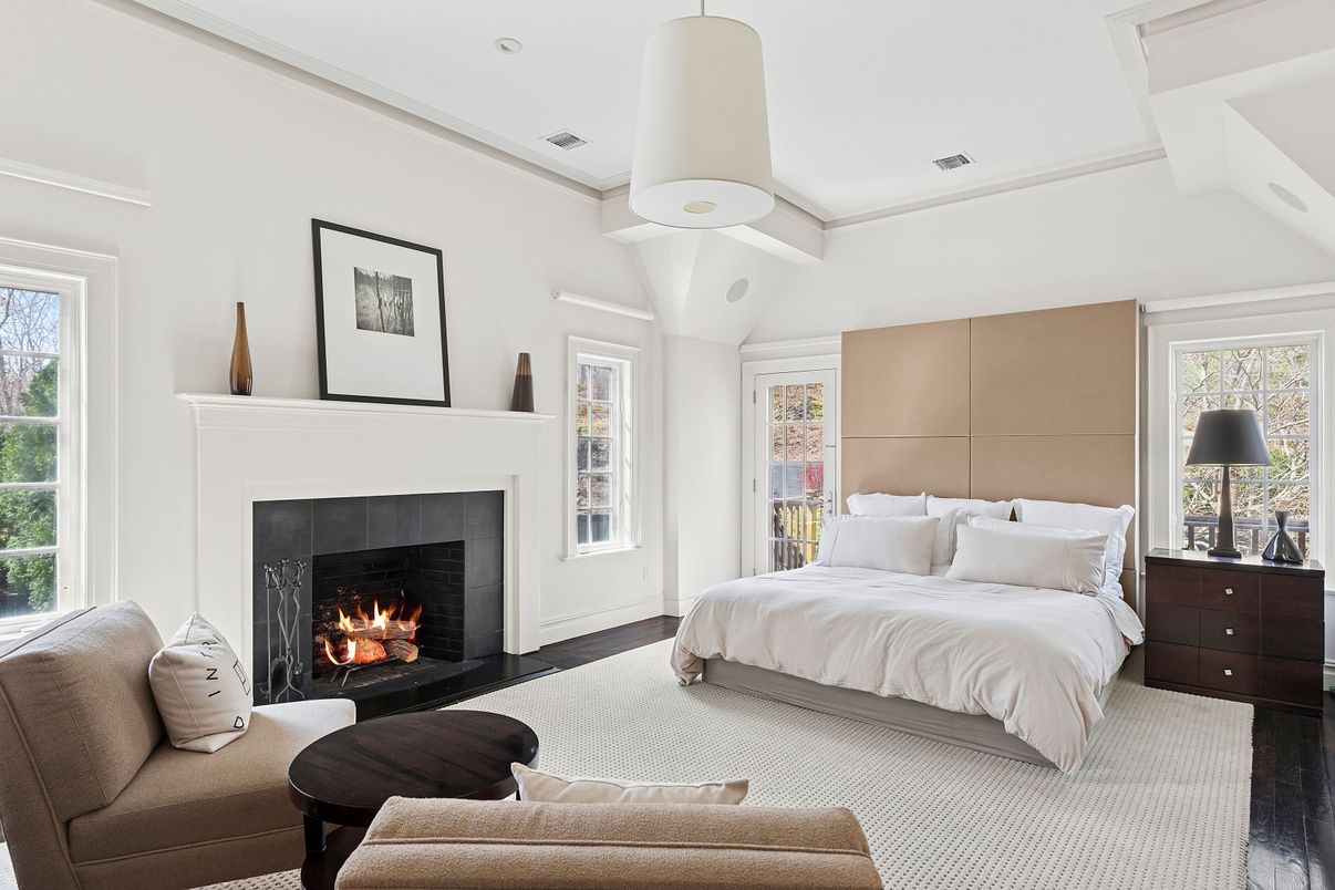 Bedroom, Fireplace, Interior, Recessed Lighting