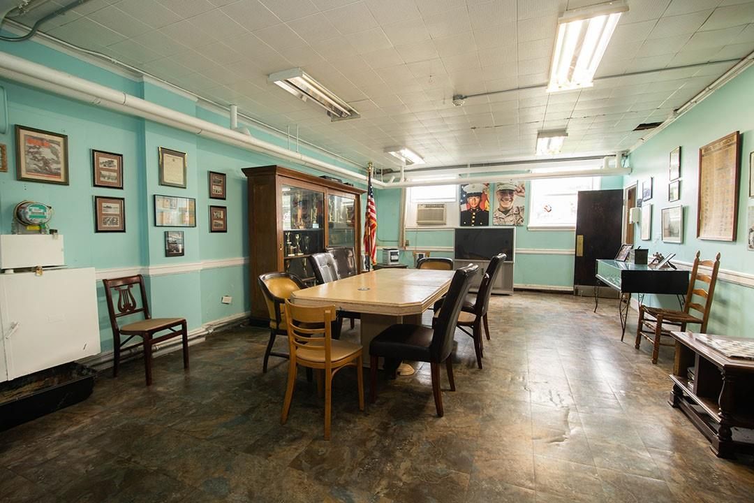 Dining room, Interior