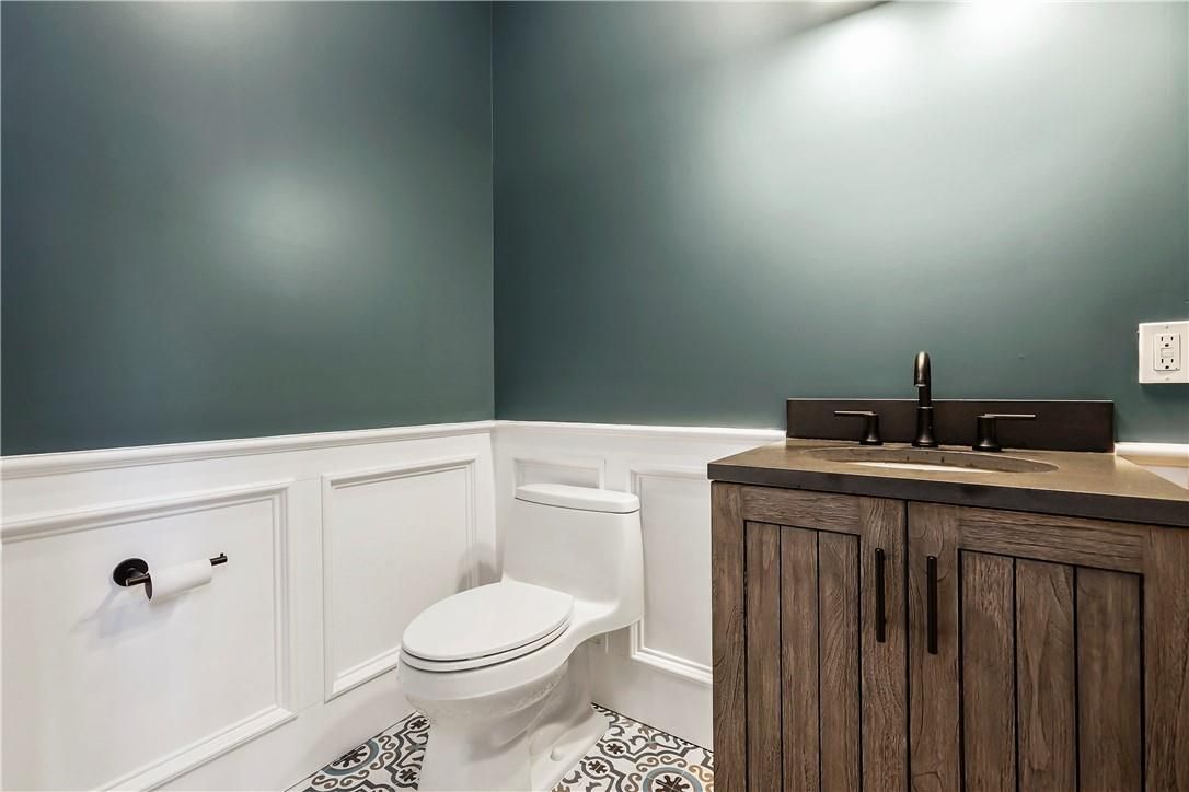 Bathroom, Interior