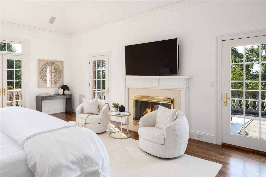 Bedroom, Fireplace, Interior, Wood Texture Flooring
