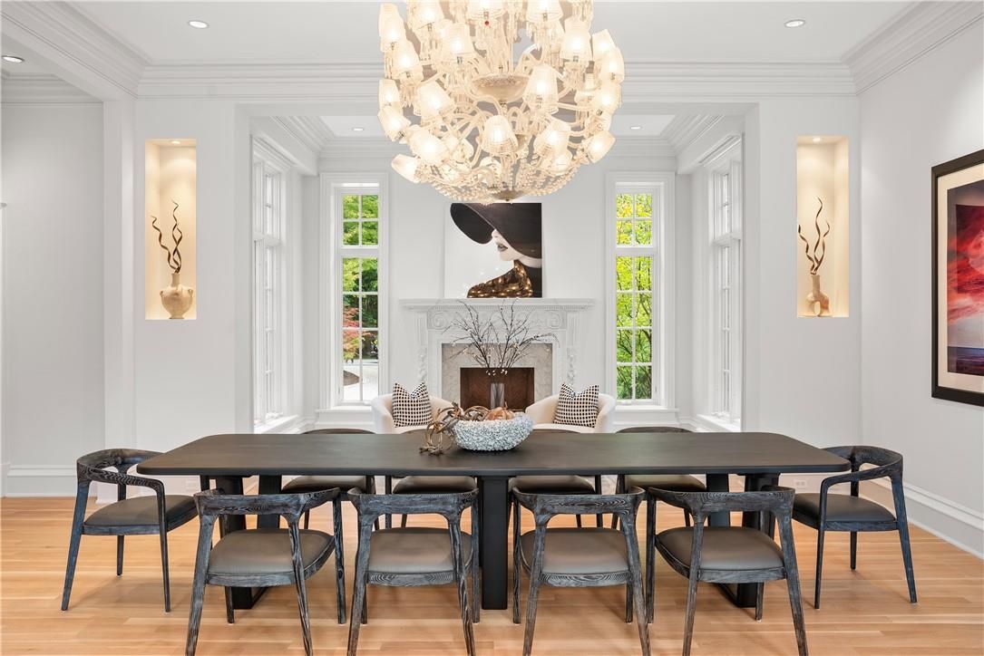 Chandelier, Dining room, Fireplace, Interior, Recessed Lighting, Wood Texture Flooring