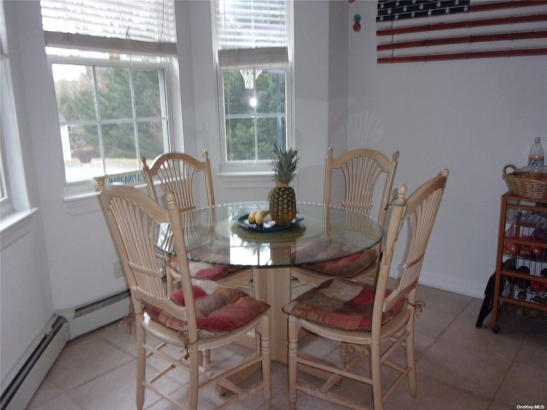 Dining room, Interior