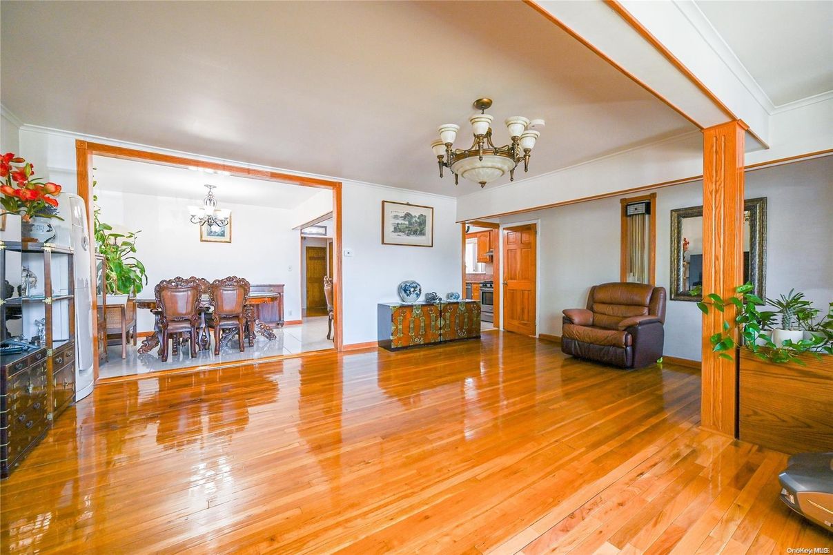 Chandelier, Dining room, Interior, Wood Texture Flooring