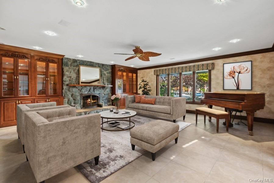 Fireplace, Interior, Living room, Piano, Recessed Lighting