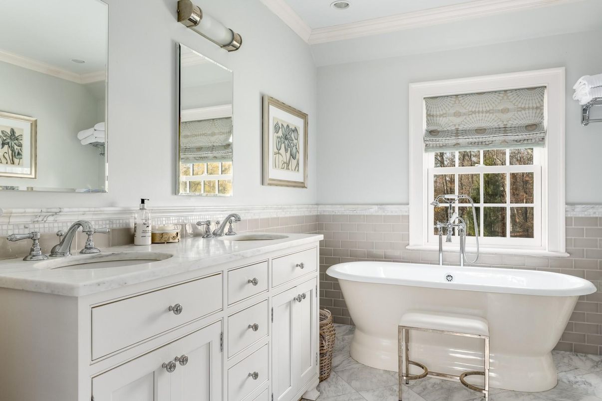 Bathroom, Dual Sink Vanities, Free Standing Baths, Interior, Marble, Recessed Lighting