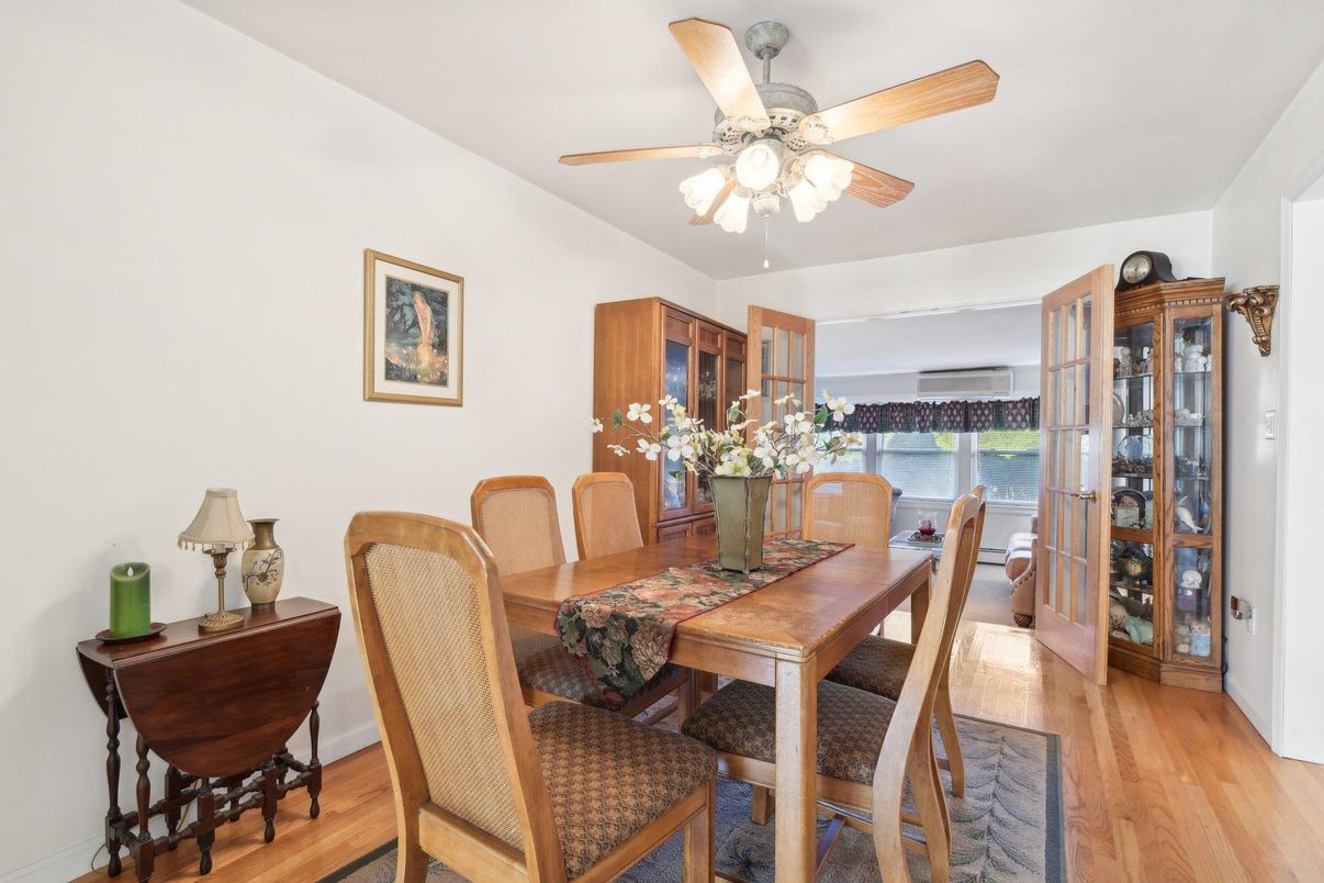 Dining room, Interior, Water, Wood Texture Flooring
