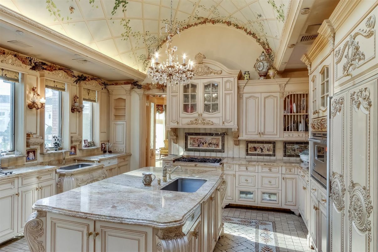 Chandelier, Interior, Kitchen