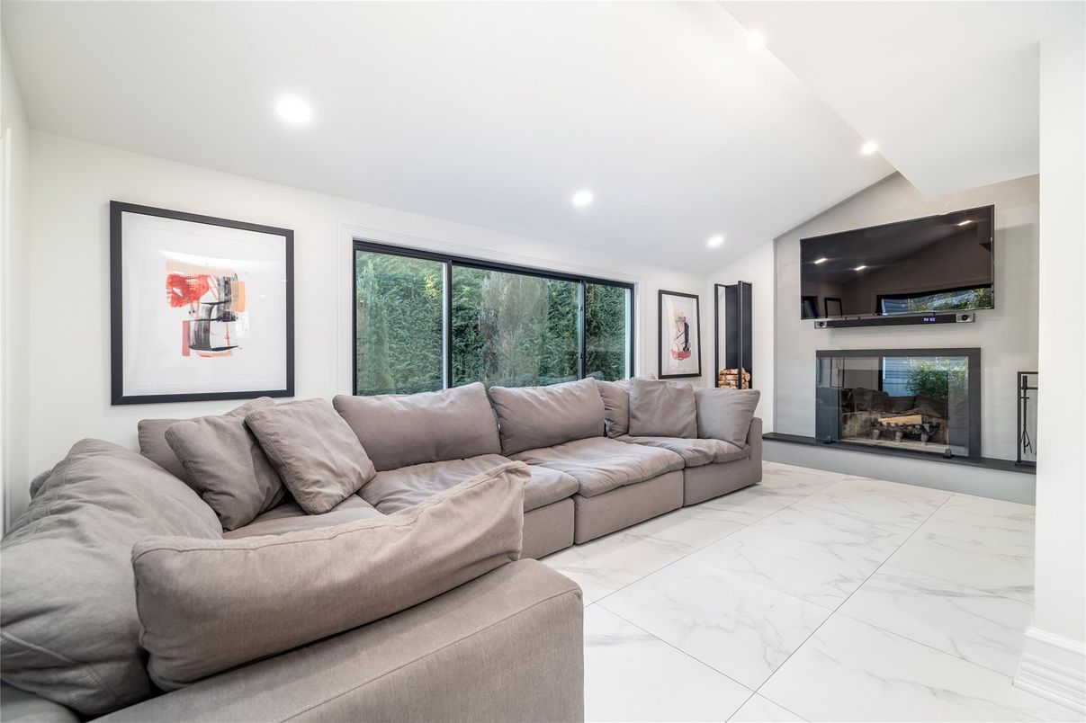 Fireplace, Interior, Living room, Marble, Recessed Lighting