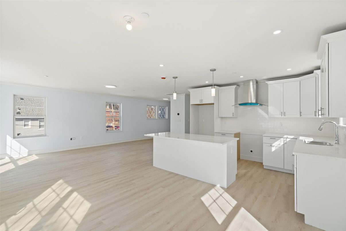Interior, Kitchen, Pendant Lights, Recessed Lighting, Wood Texture Flooring