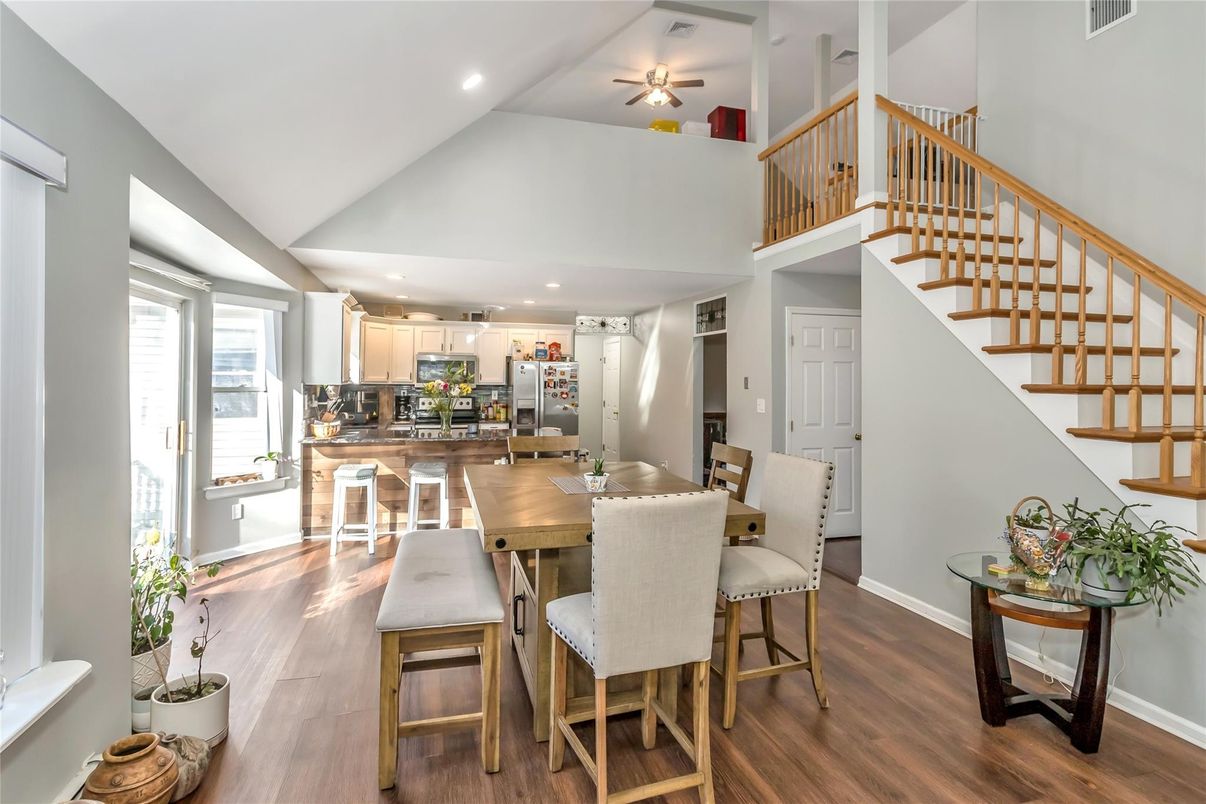 Dining room, Interior, Kitchen, Recessed Lighting, Wood Texture Flooring