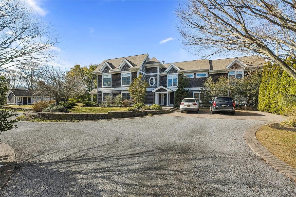 Exterior, Facade, Cape Cod