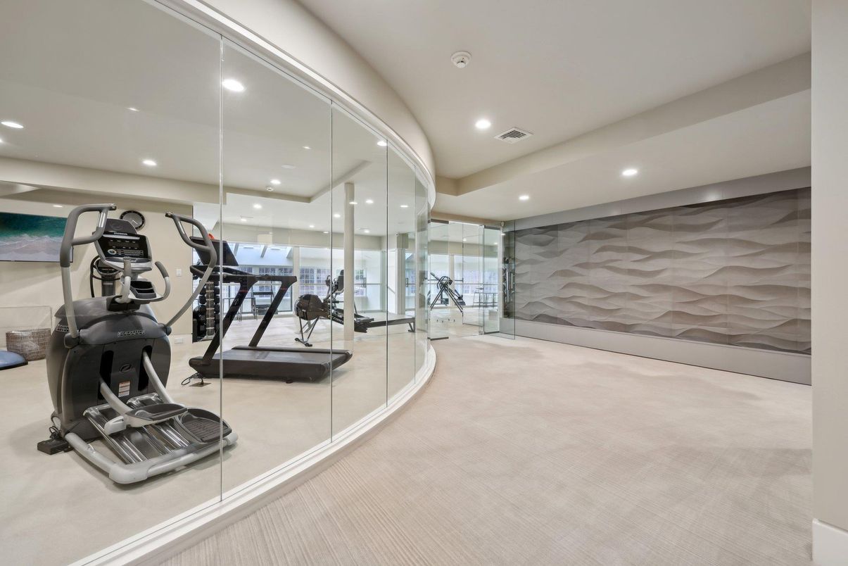 Fitness Equipment, Interior, Recessed Lighting