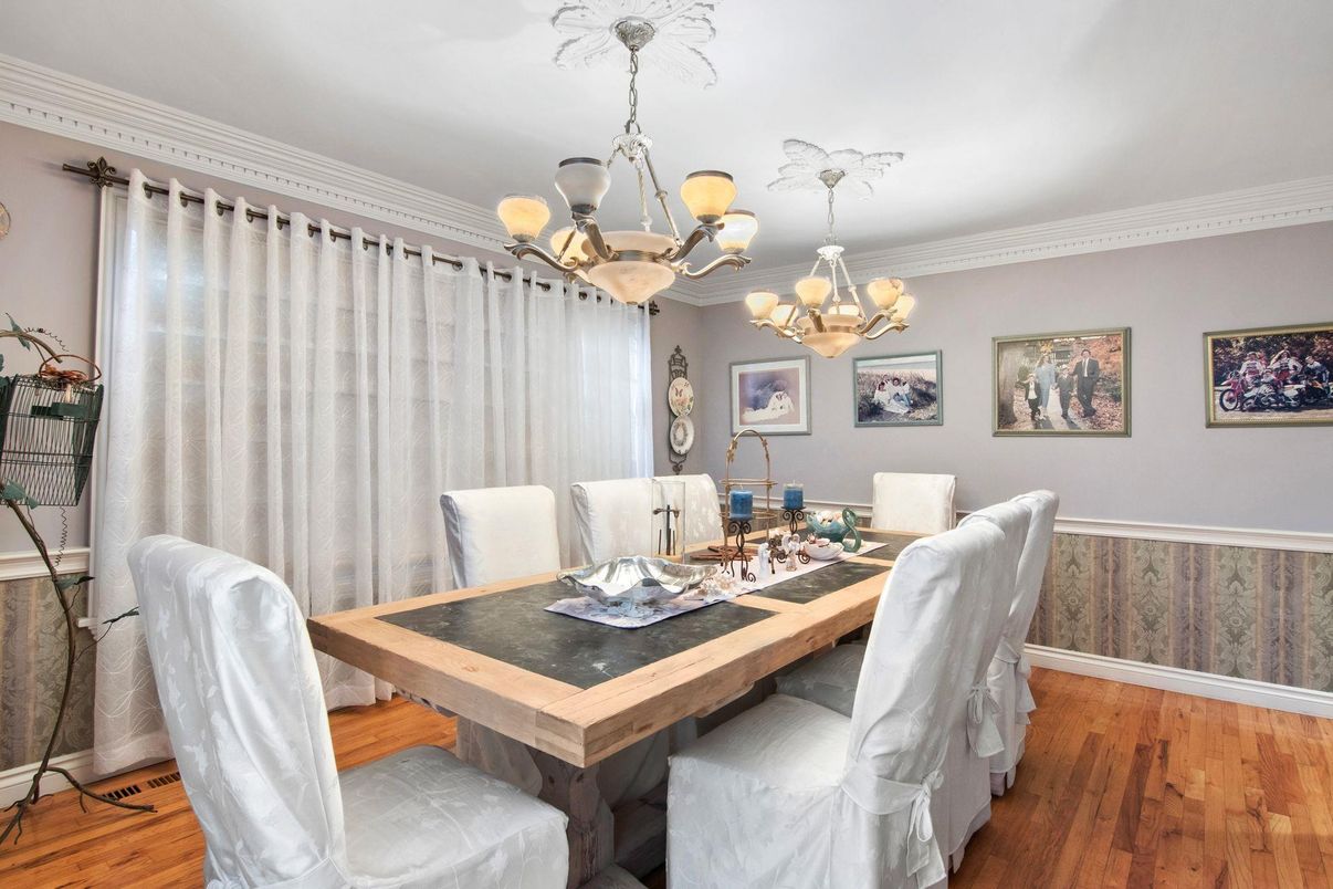 Chandelier, Dining room, Interior, Wood Texture Flooring