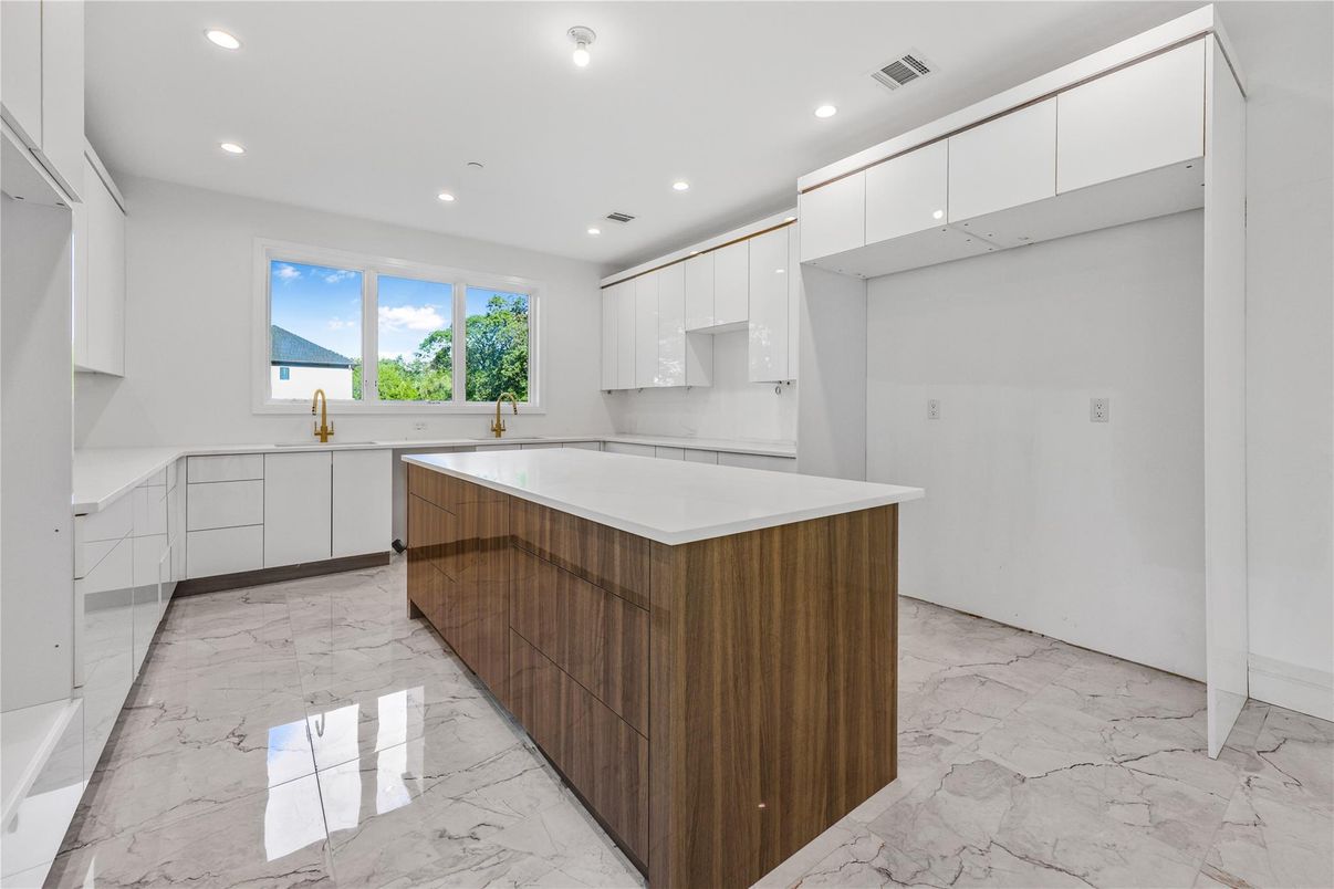Interior, Kitchen, Marble, Recessed Lighting