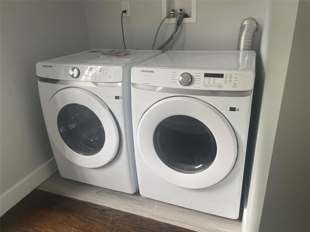 Interior, Utility Closets, Washer