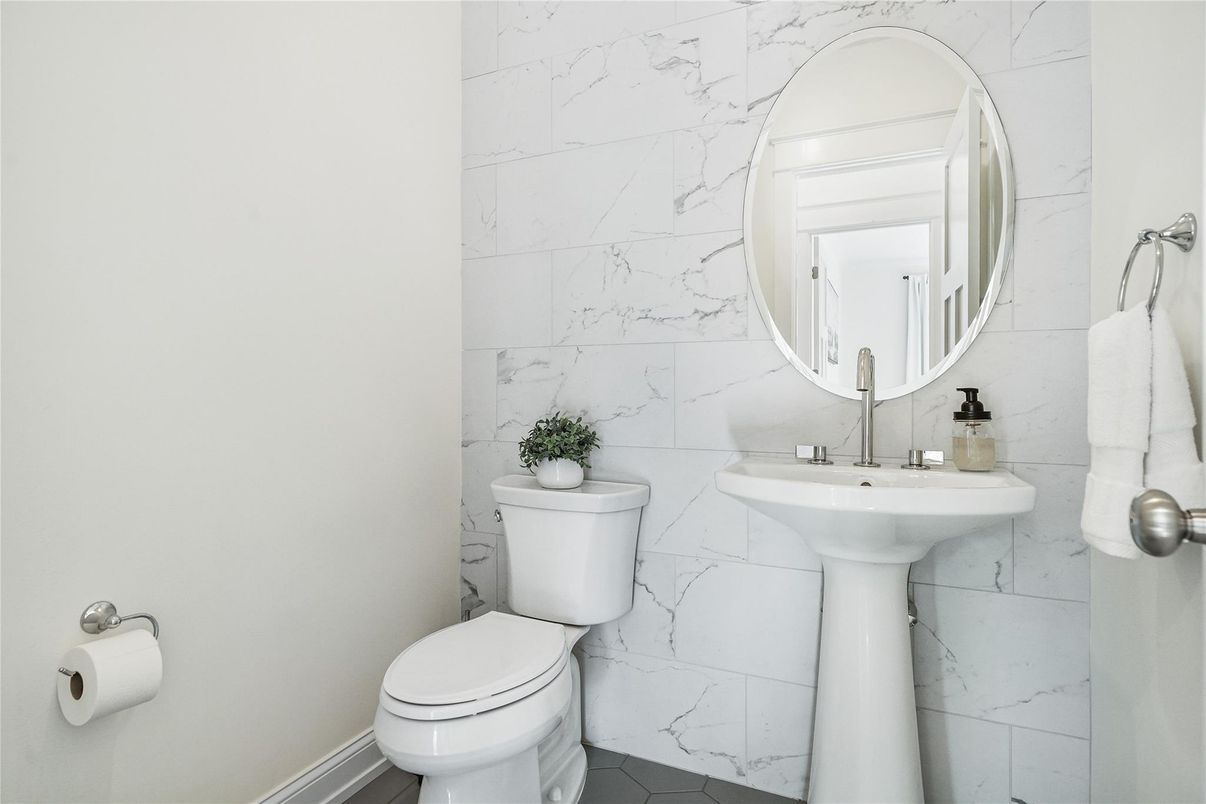 Bathroom, Interior, Marble Walls