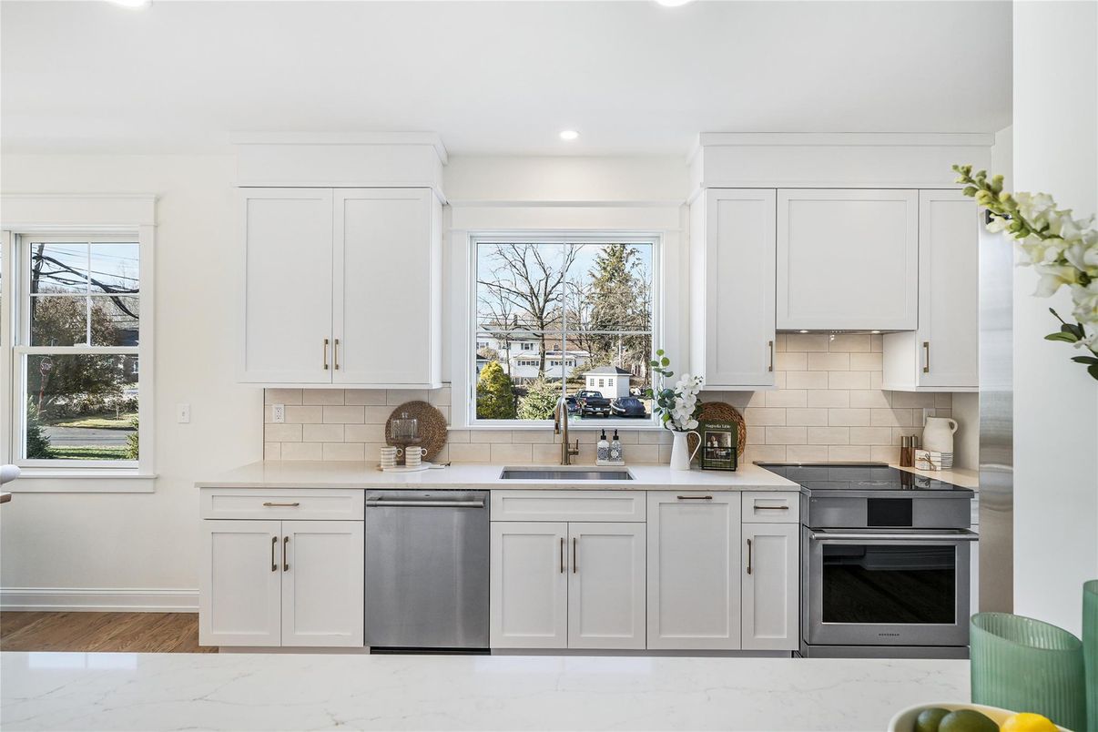 Interior, Kitchen, Marble, Recessed Lighting, Stainless Steel Appliances, Wood Texture Flooring