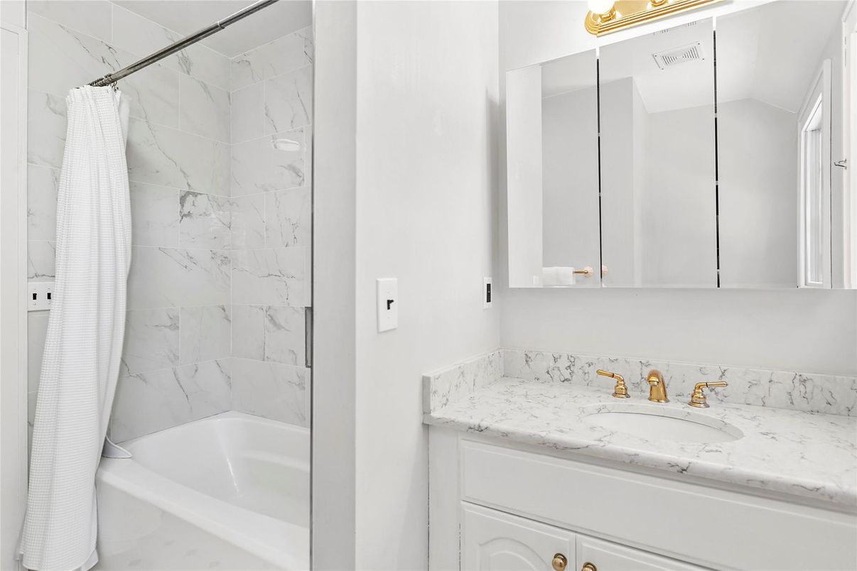 Bathroom, Interior, Marble Walls
