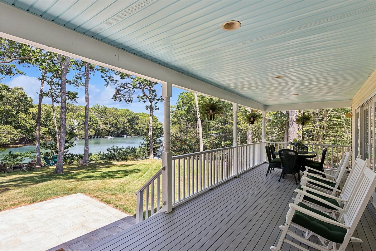 Exterior, Water