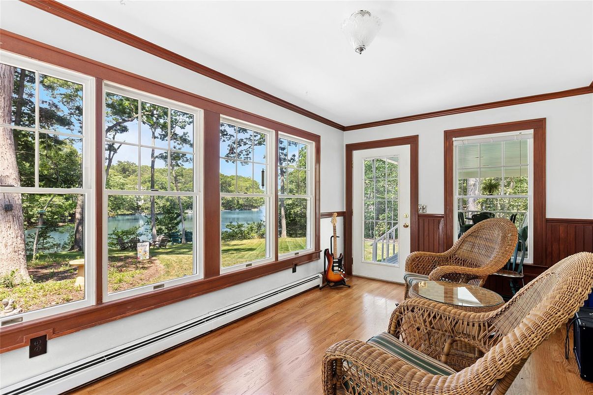 Interior, Sun Room, Water, Wood Texture Flooring