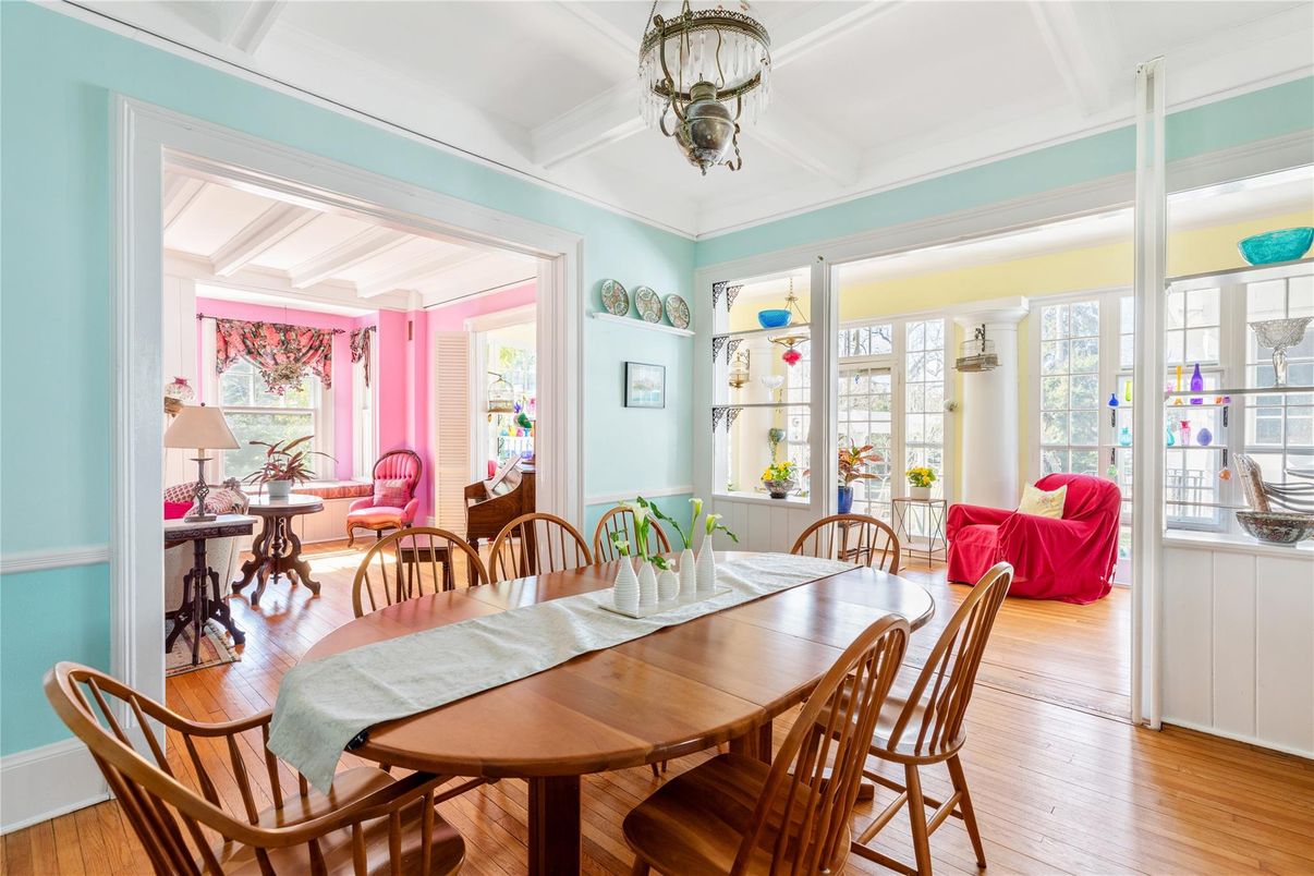 Dining room, Interior, Wood Texture Flooring