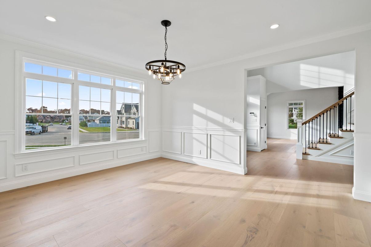 Chandelier, Empty room, Interior, Recessed Lighting, Wood Texture Flooring